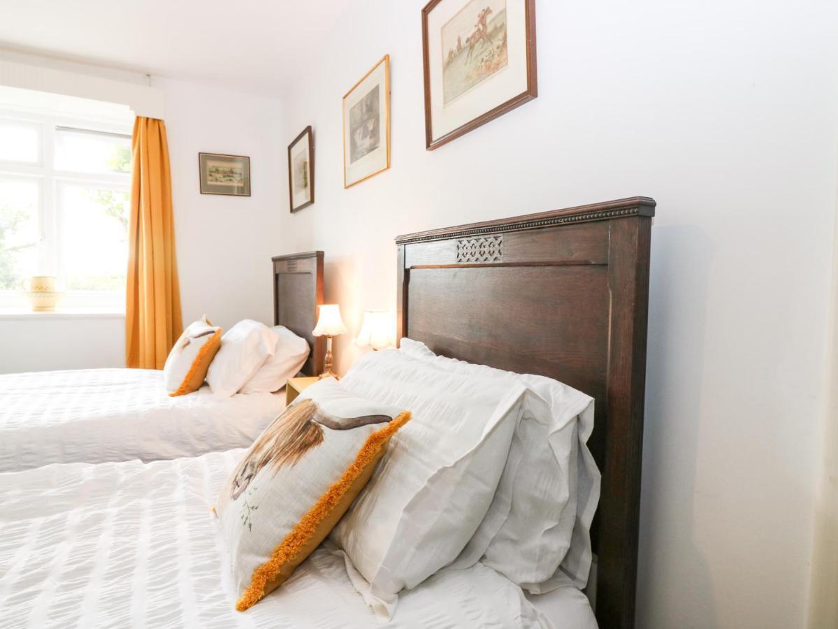 Charlies Cottage Duns ภายนอก รูปภาพ