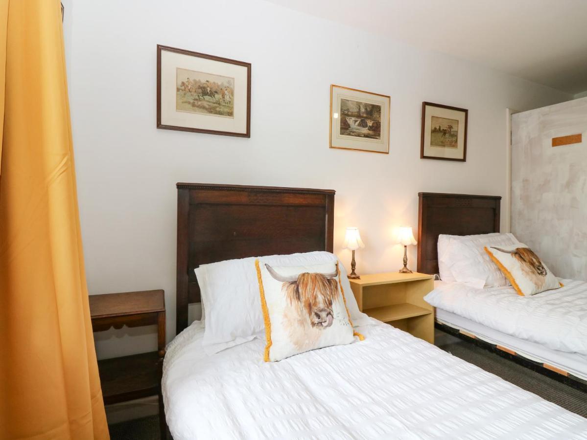 Charlies Cottage Duns ภายนอก รูปภาพ